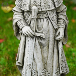 Burgess King Arthur + Queen Guinevere Large Stone Statues British Made Garden Ornament - thumbnail 4