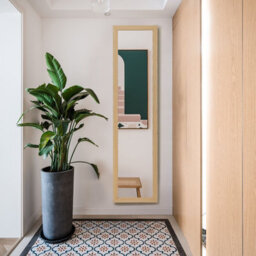 Costway Full-Length Wood Frame Mirror Freestanding/wall Mounted Mirror For Cloakroom - thumbnail 5