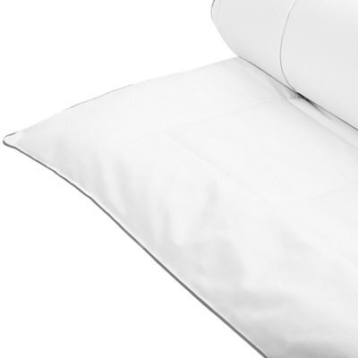Beliani Duvet Microfibre 10 Tog Medium Warm Koutra 135 X 200 Cm - image 1