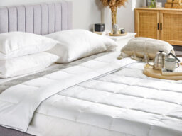 Beliani Duvet Microfibre 10 Tog Medium Warm Koutra 135 X 200 Cm - thumbnail 2