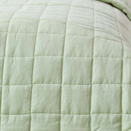 Homescapes Cotton Quilted Reversible Bedspread Sage Green & Cream, 230 X 250 Cm - thumbnail 3