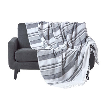 Homescapes Cotton Morocco Striped Monochrome Throw, 150 X 200 Cm - image 1