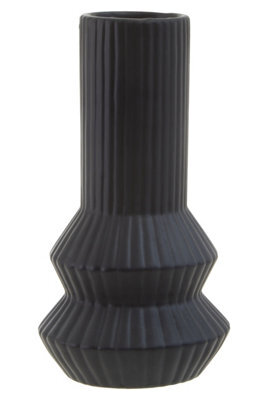 Orsina Finely Crafted Black Vase, Geometric Design Flower Ceramic Vase, Compact And Lightweight Vase For Flowers - image 1