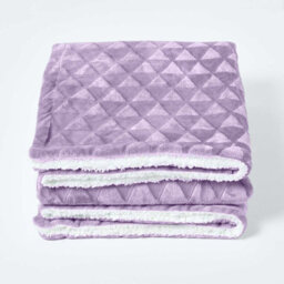 Homescapes Lavender Purple Geometric Triangle Velvet Throw 130 X 160 Cm - thumbnail 2