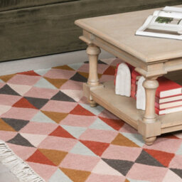 Aletris Pink Geometric Durable Rug With Off White Fringe 260X180Cm - thumbnail 3
