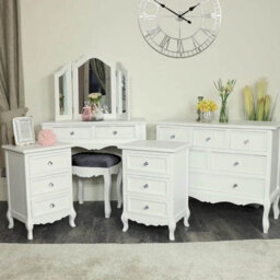 Melody Maison White Bedroom Furniture Large Chest Of Drawers, Dressing Table Set & Pair Of Bedside Tables - Victoria Range - thumbnail 2