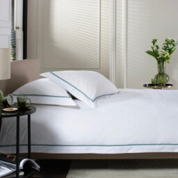 The Lyndon Company Boutique Hotel Hampstead 200 Thread Count Cotton Duvet Cover Set - thumbnail 2