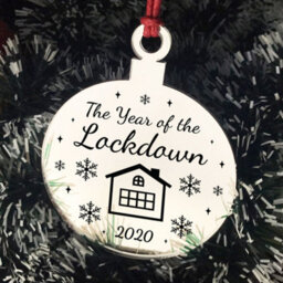 Red Ocean Year Of The Lockdown Gift Engraved Mirror Bauble Christmas Tree Decoration Family Gift - thumbnail 6