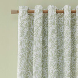 Catherine Lansfield Sorrel Leaf 66X90 Inch Fully Reversible Eyelet Curtains Two Panels Green - thumbnail 2
