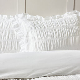 Catherine Lansfield Seersucker Frill Duvet Cover Set With Pillowcases White - thumbnail 2
