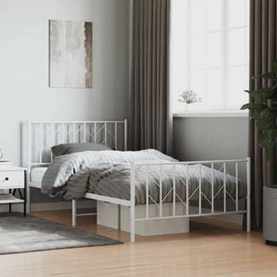 Berkfield Metal Bed Frame Without Mattress With Footboard White 107X203Cm - image 1