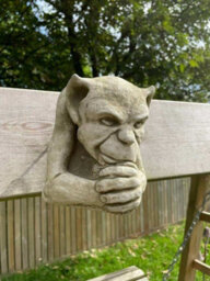 Burgess Hanging Gargoyle Stone Statue Gremlin Sprite Outdoor Decoration Garden Ornament - thumbnail 2