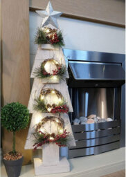 Shatchi Christmas Decoation Battery Operated Wooden House Grey Tabletop Decorated With Berries, Pines And Small Warm White Bulbs - thumbnail 4