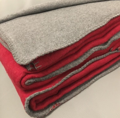 Just So Home Cotton Rich Reversible Blanket (Red/grey Single) - image 1