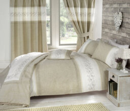 Rapport Home Wildberry Polycotton Duvet Set With Pillowcase - thumbnail 1