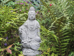 Traditional Kuan Yin (Guan Yin) Buddha Statue - thumbnail 7