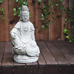 Traditional Kuan Yin (Guan Yin) Buddha Statue - thumbnail 5