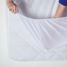 Homescapes Quilted Waterproof Mattress Protector, Euro 160 X 200 Cm - thumbnail 7