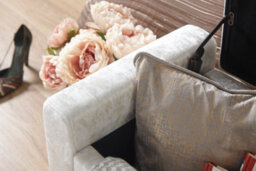 Gfw Verona Crushed Velvet Storage Ottoman Bench Oyster - thumbnail 8