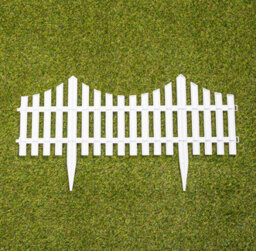 Samuel Alexander 33Cm Set Of 8 White Plastic Picket Fence Garden Edging With Wood Effect - thumbnail 7