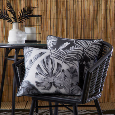 Dreams & Drapes Tahiti Outdoor Water & Uv Resistant Filled Cushion - image 1