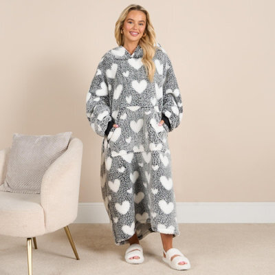 Ohs Heart Hoodie Blanket Extra Long Soft Oversized Wearable Throw - Black - image 1