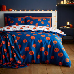 Catherine Lansfield Halloween Pumpkins Cosy Fleece 130X170Cm Blanket Throw Navy Blue - thumbnail 2