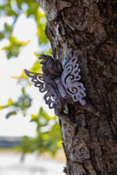 Fairy King Tree Peeker Garden Ornament - thumbnail 4