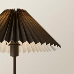Valuelights Akira Black Metal Table Lamp With Pleated Lampshade - thumbnail 3
