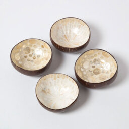 Homescapes Coconut Shell Bowls Set Of 4, Coconut & Capiz Shell - thumbnail 1