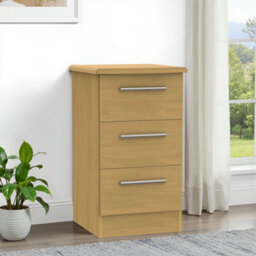 Montana Ready Assembled Matt Oak Effect 3 Drawer Bedside Table (H)700mm (W)400mm (D)410mm - thumbnail 1