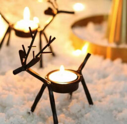 6X Metal Reindeer Tea Light Candle Holders & Tealights - thumbnail 6