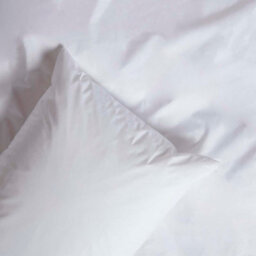 Homescapes Waterproof Pillow Protectors Standard Size, Pack Of 4 - thumbnail 6