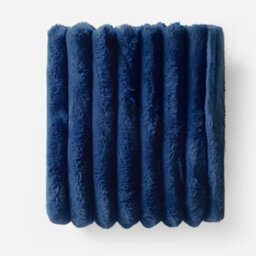 OHS Jumbo Faux Fur Fleece Throw Ribbed Fluffy Blanket - 120 X 150Cm - thumbnail 5
