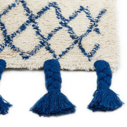 Wyld And Coco Beige Cotton Area Rug 140 X 200 Cm - Hand-Tufted, Geometric Pattern With Cobalt Blue Tassels - thumbnail 6