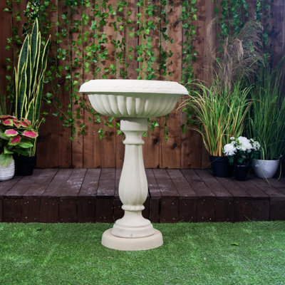Oakleystone Northern Royal Design Sandstone Birdbath - image 1