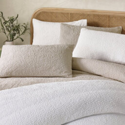 Catherine Lansfield Crinkle Seersucker Single Duvet Cover Set With Pillowcase Natural - thumbnail 4