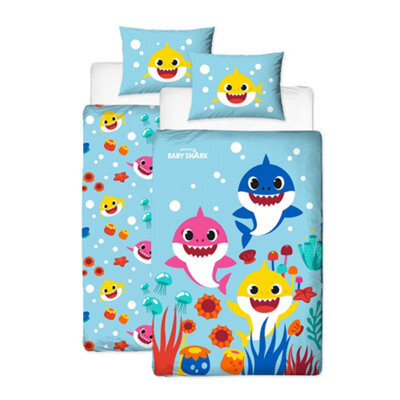 Baby Shark Rainbow Reversible Duvet Set Multicoloured (Single) - image 1
