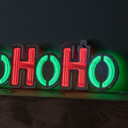 Samuel Alexander 40Cm Light Up Hanging Ho Ho Ho Christmas Infinity Mirror Sign With Red And Green Leds - thumbnail 7