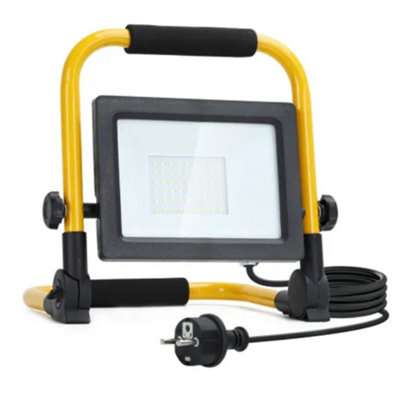 Aigostar European Standard Plug - 30W Led Work Light 2800Lm Portable Super Bright Loft Light - image 1