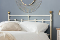 Save On Goods UK 4Ft Small Double Traditional,victorian Style Metal Tubular Steel Bed Frame Bedstead. Ivory Cream Gloss Finish - thumbnail 3