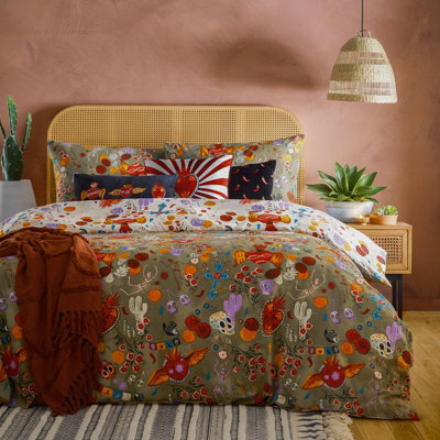 Furn. La Vida Festive Reversible Duvet Set, Double, Multicolour - image 1