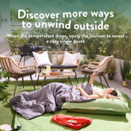 Slumberdown Outdoor Heavy Duty Waterproof Cover 2 In 1 Blanket Cushion 45X45Cm - thumbnail 2