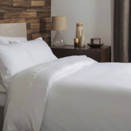 Belledorm Brushed Cotton Duvet Cover White (Kingsize) - thumbnail 2