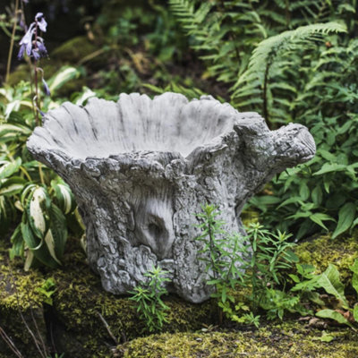 Beautiful Tree Trunk Shaped Birdbath - image 1