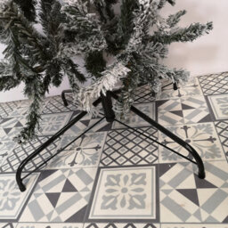 Samuel Alexander 8Ft Indoor Flocked Pvc Christmas Tree Arch With Snow Tips And Flat Top - thumbnail 6