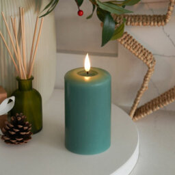 Festive Lights Ember™ Battery Signature Sage Green Candle, 10Cm - thumbnail 4
