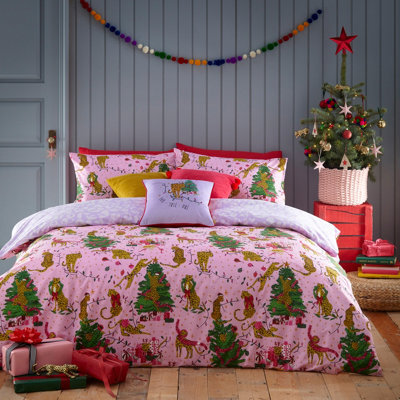 Furn. Purrfect Christmas Festive Reversible Duvet Cover Set, King, Pink - image 1