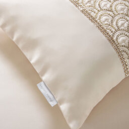 Catherine Lansfield Deco Sequin Duvet Cover Set With Pillowcases Champagne Gold - thumbnail 4
