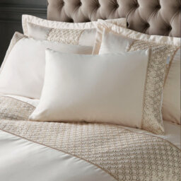 Catherine Lansfield Deco Sequin Duvet Cover Set With Pillowcases Champagne Gold - thumbnail 2